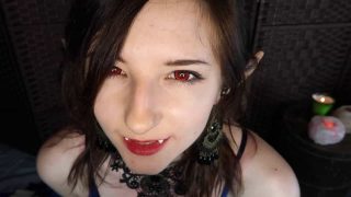 Aftyn Rose – Aftyn turns her patrons into vampires