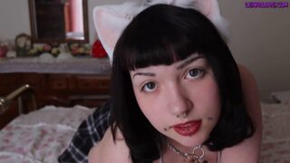 Charlotte Darling – Cum For This Pretty Pussy