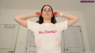 ElizaTheModel – Daughters Braless Vacation Fantasy