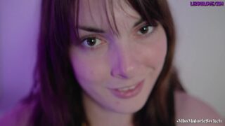 Miss Malorie Switch – Nympho BFF Makes You Her Dildo