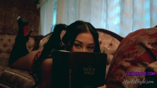 NicoleDoshi – Getting Horny During Bible Study