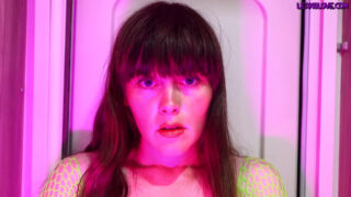 Sydney Harwin – THE ARRIVAL – Victoria Vore Crash Lands On Earth